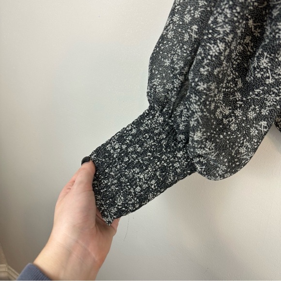 Astr The Label | Fairfield Long Sleeve Square Neck Floral Top Black Size XL - Picture 4 of 7